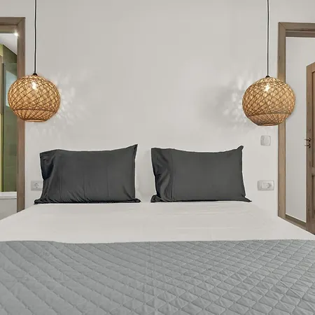 Holiday home Natura Oliva House