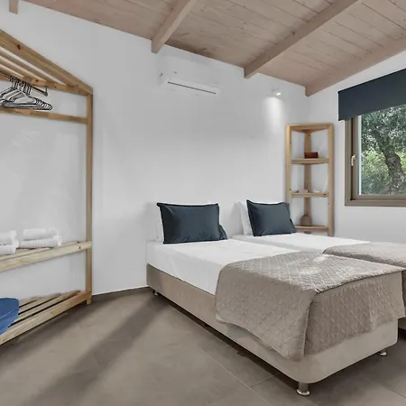 Holiday home Natura Oliva House